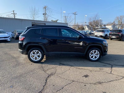 2024 Jeep Compass Latitude 4x4