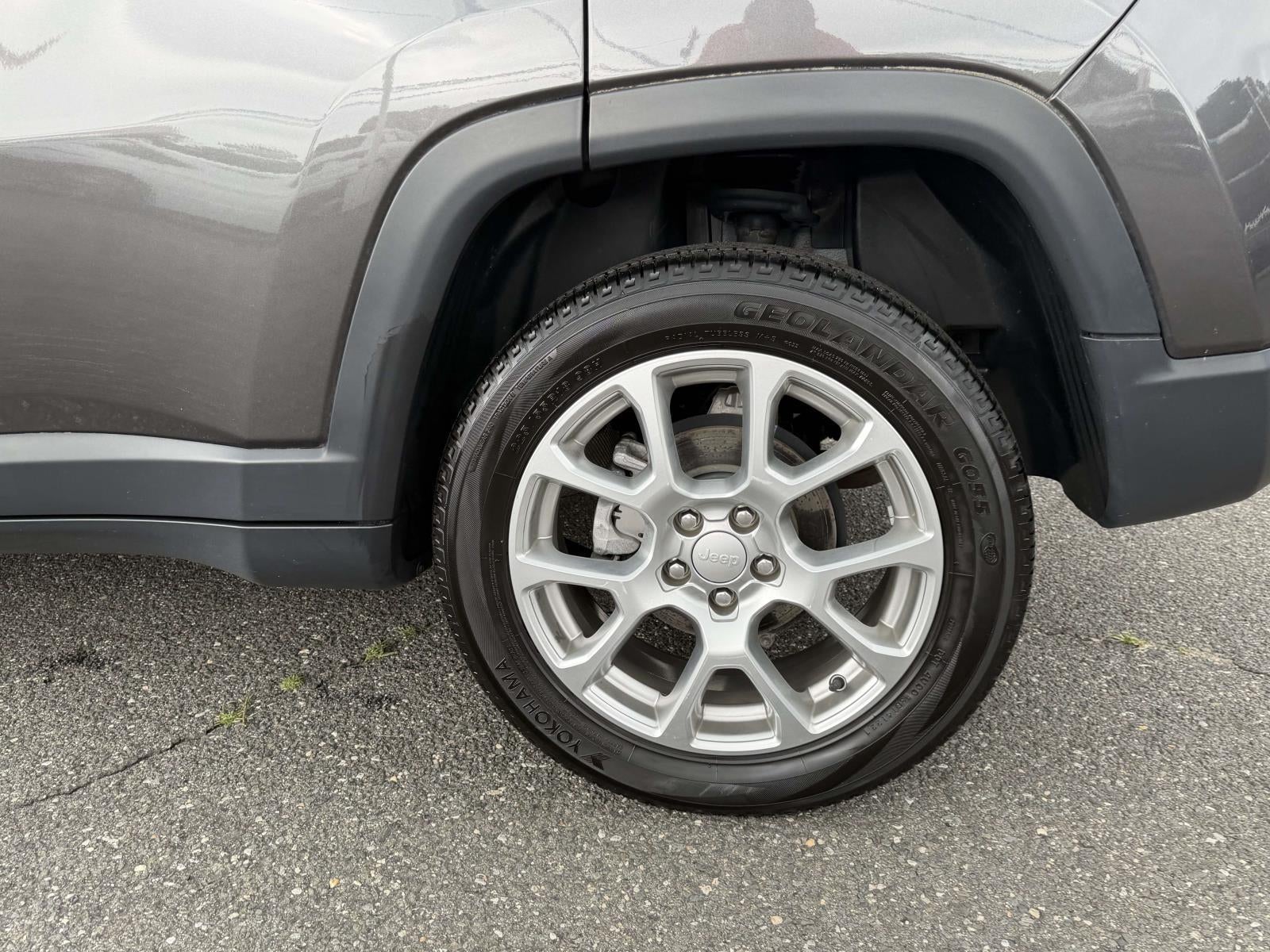 2023 Jeep Compass Latitude Lux FWD
