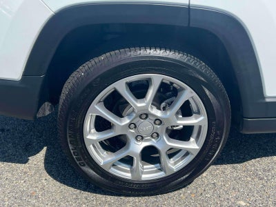 2023 Jeep Compass Latitude Lux FWD
