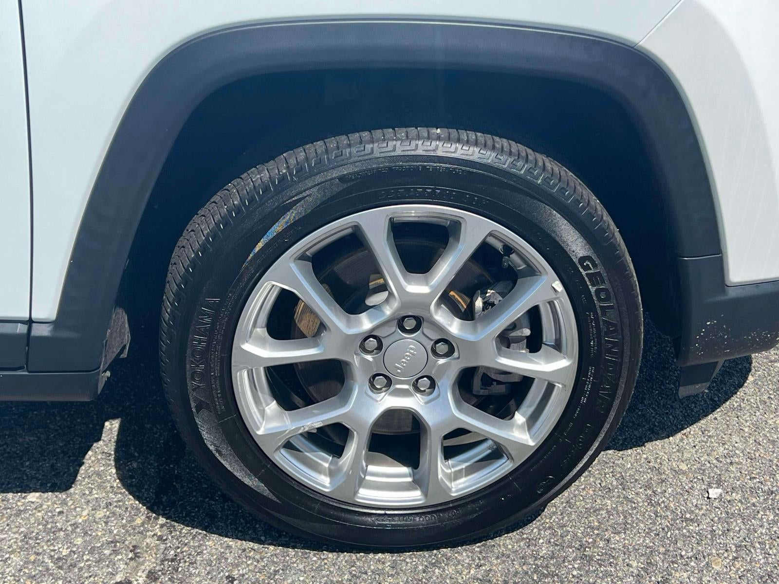 2023 Jeep Compass Latitude Lux FWD
