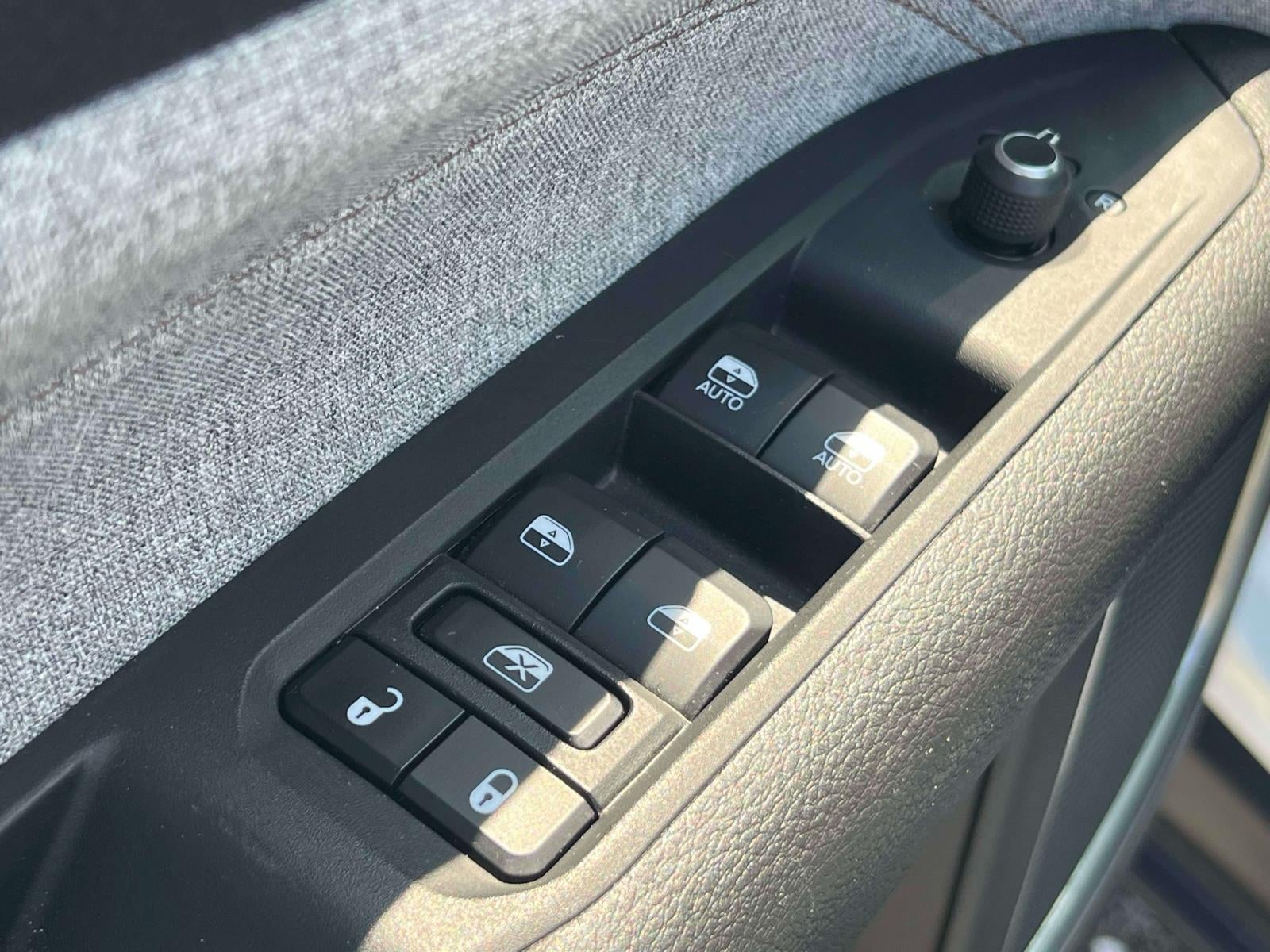 2023 Jeep Compass Latitude Lux FWD