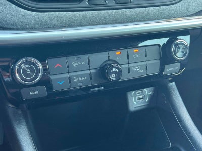 2023 Jeep Compass Latitude Lux FWD