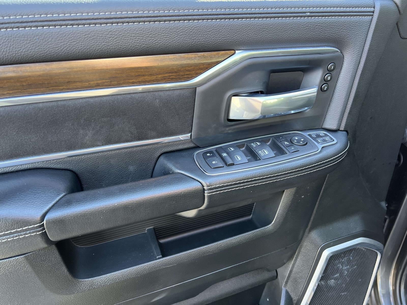 2024 RAM 3500 Laramie Mega Cab 4x4 64' Box