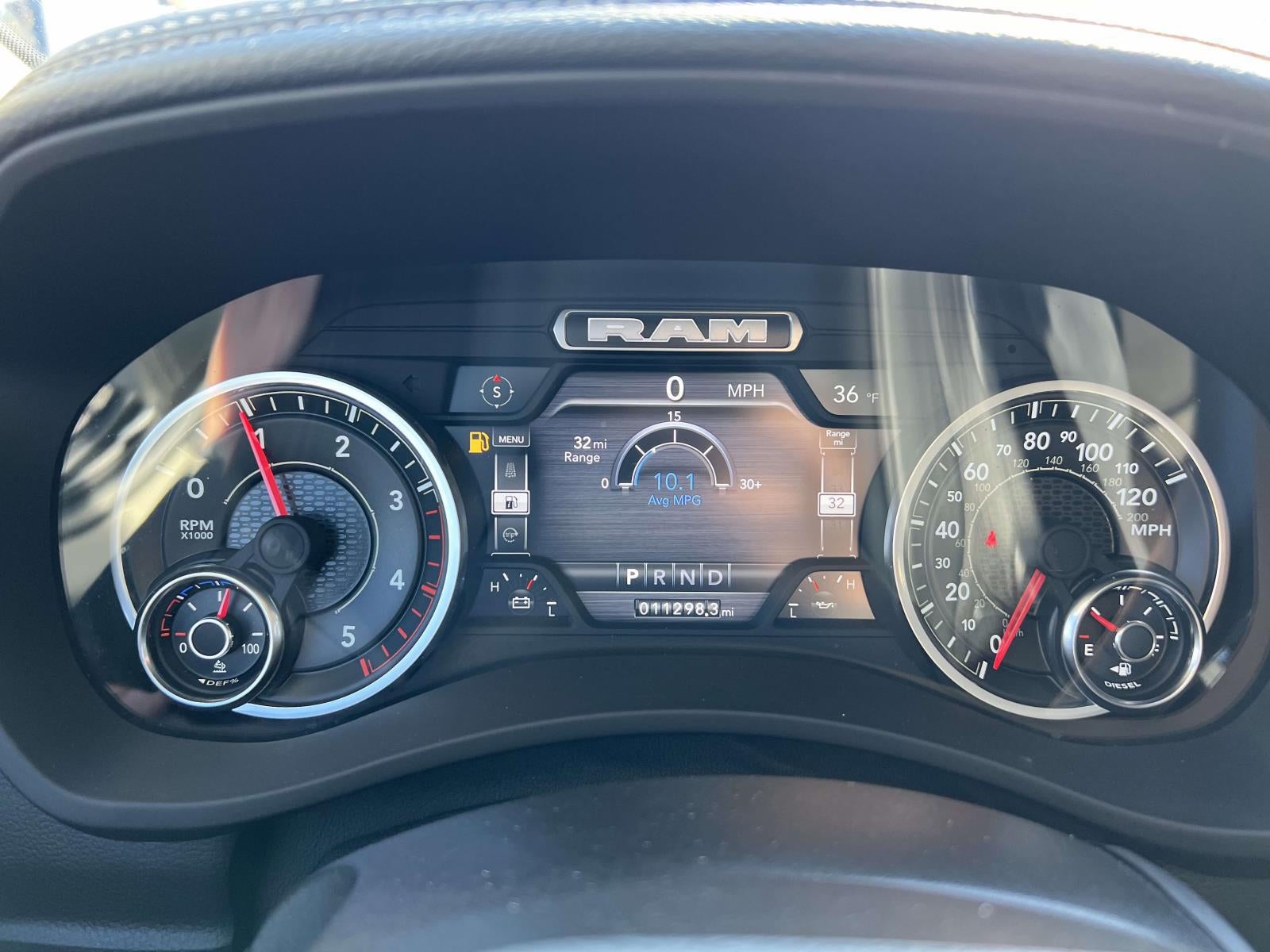 2024 RAM 3500 Laramie Mega Cab 4x4 64' Box