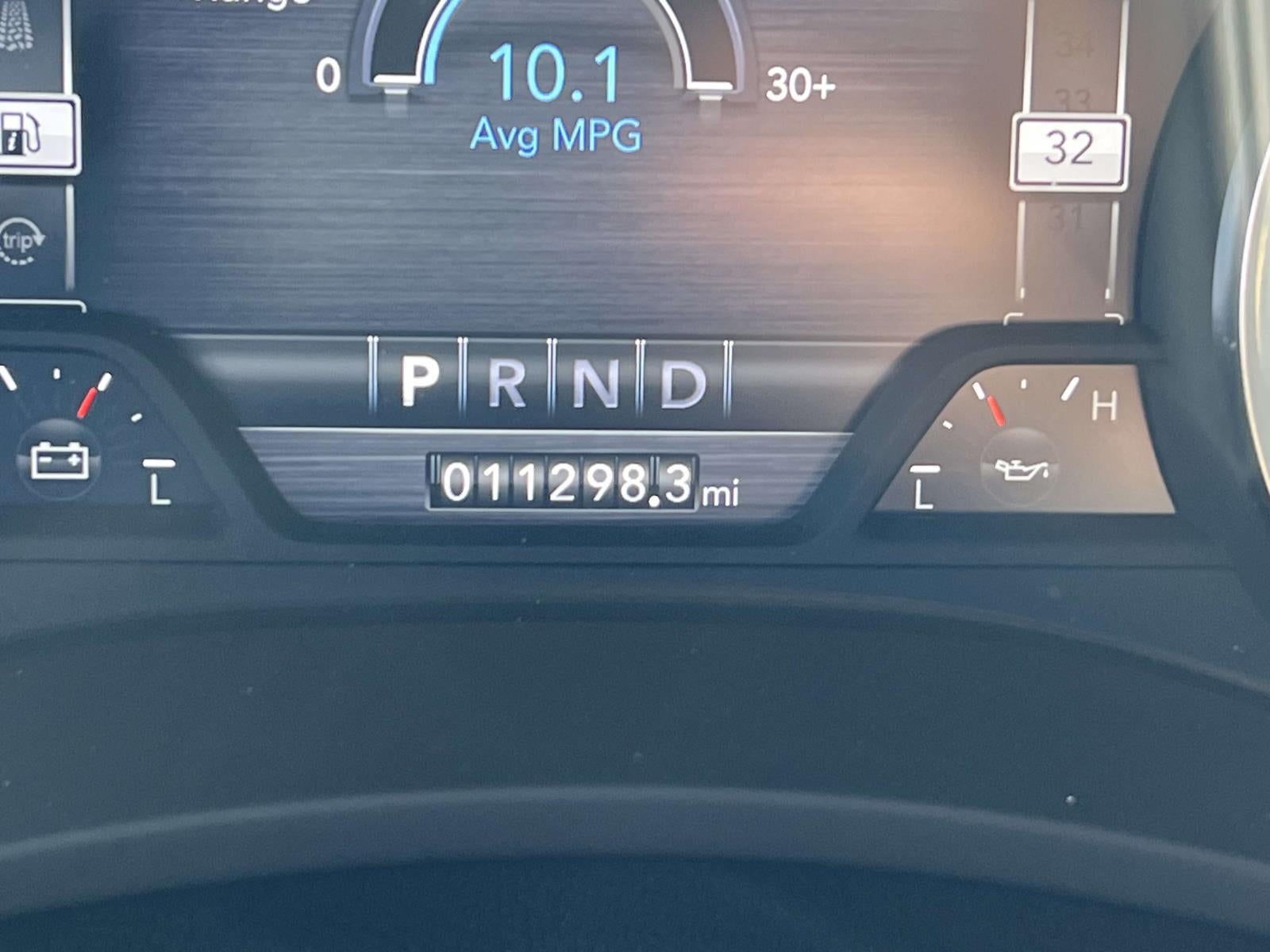 2024 RAM 3500 Laramie Mega Cab 4x4 64' Box