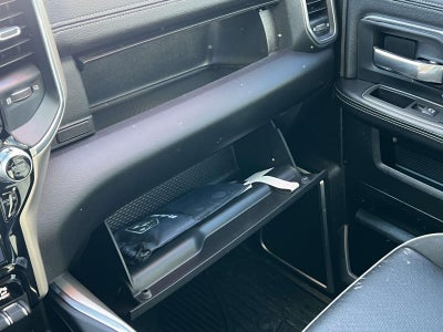 2024 RAM 3500 Laramie Mega Cab 4x4 64' Box