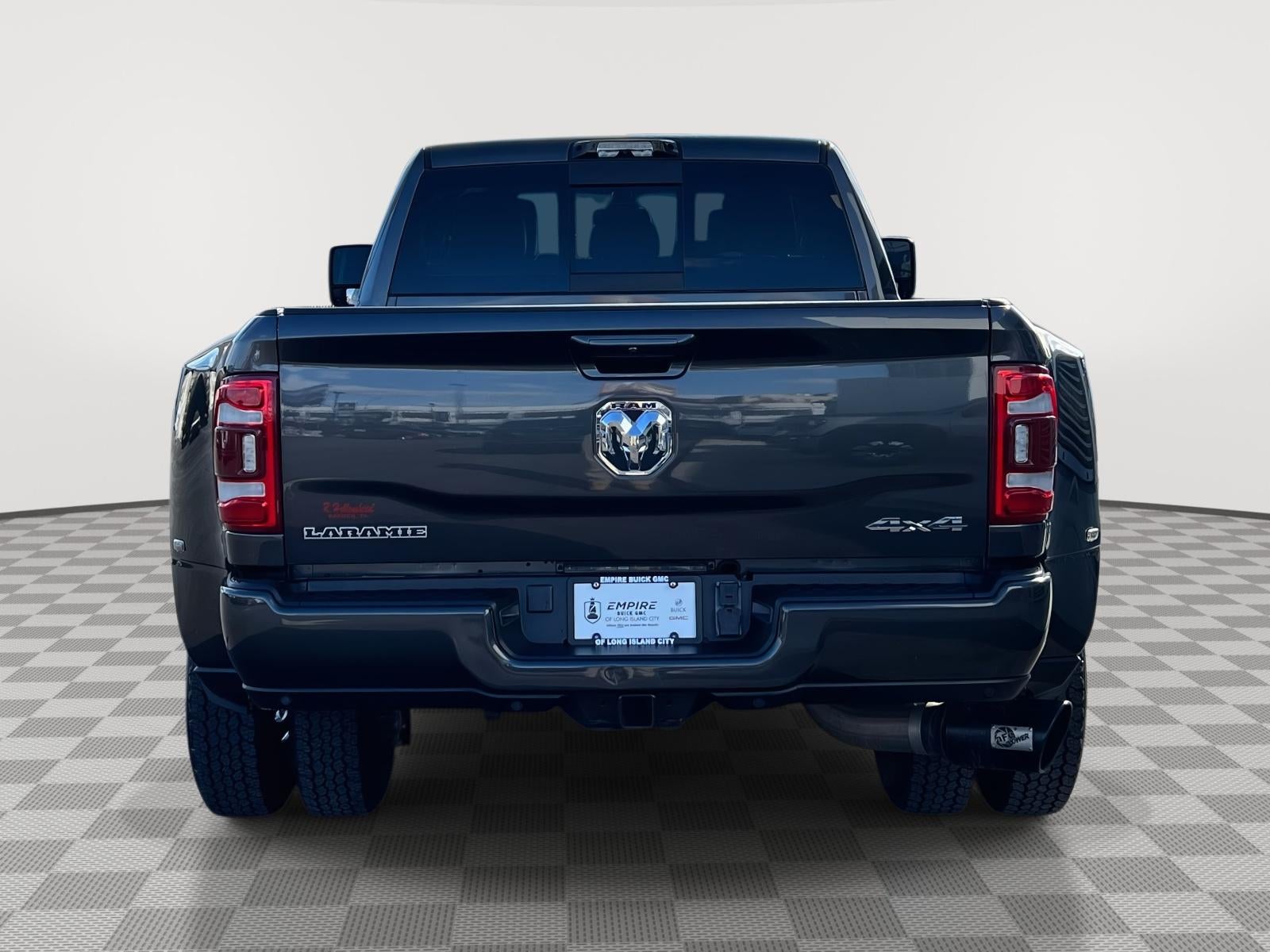 2024 RAM 3500 Laramie Mega Cab 4x4 64' Box