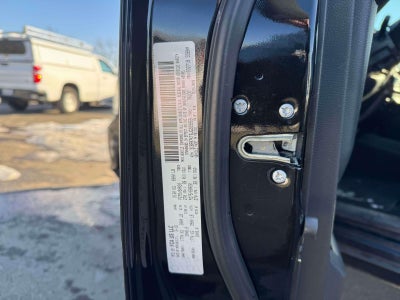 2018 RAM 1500 Express Crew Cab 4x4 57' Box