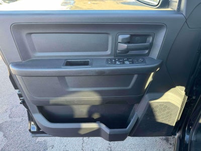 2018 RAM 1500 Express Crew Cab 4x4 57' Box