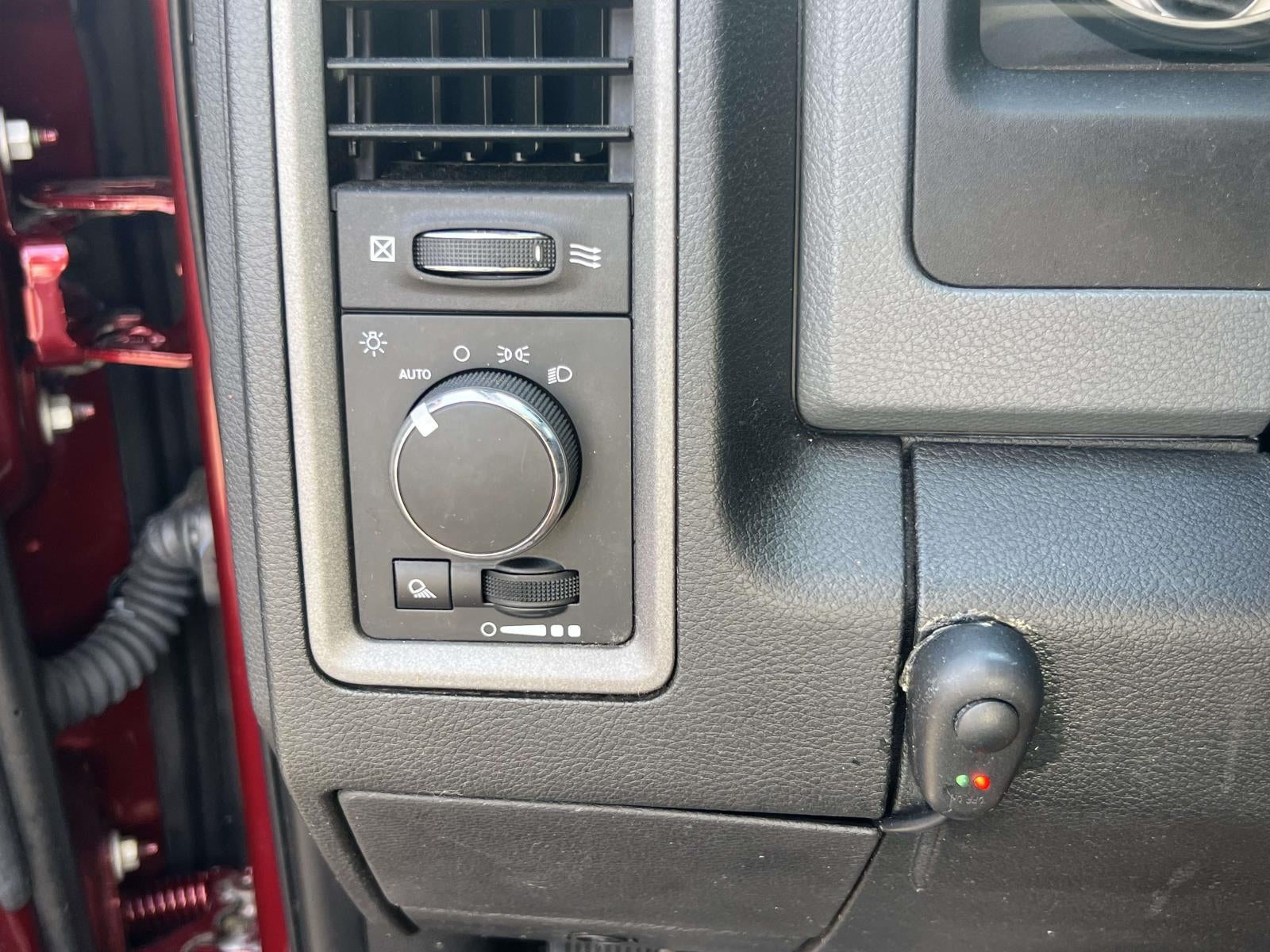 2018 RAM 2500 Tradesman Crew Cab 4x4 64' Box