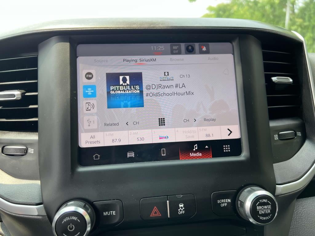 2022 RAM 2500 Big Horn Crew Cab 4x4 64' Box