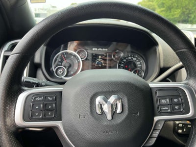 2022 RAM 2500 Big Horn Crew Cab 4x4 64' Box