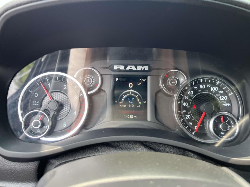 2022 RAM 2500 Big Horn Crew Cab 4x4 64' Box