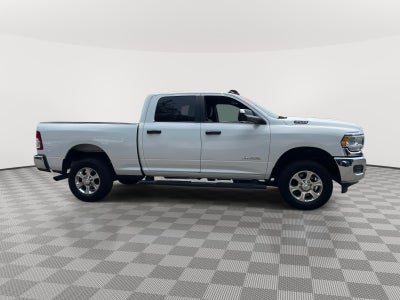 2022 RAM 2500 Big Horn Crew Cab 4x4 64' Box
