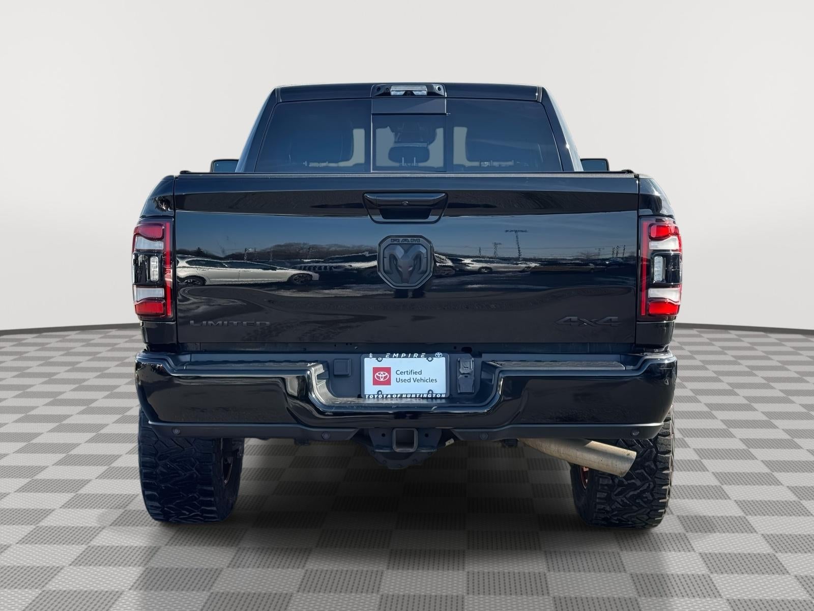 2024 RAM 2500 Limited Crew Cab 4x4 64' Box