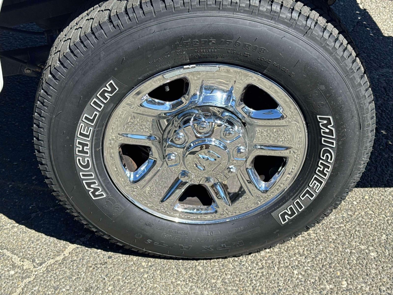 2022 RAM 2500 Tradesman Regular Cab 4x4 8 Box