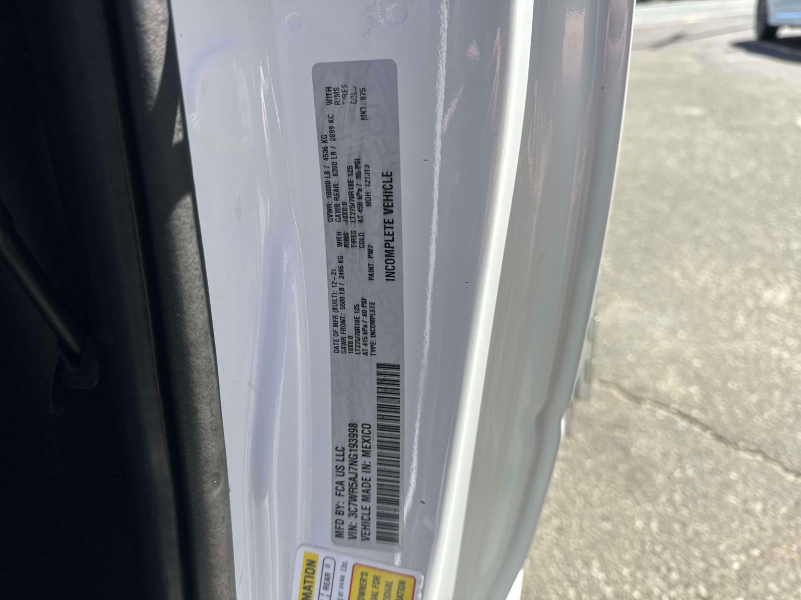 2022 RAM 2500 Tradesman Regular Cab 4x4 8 Box