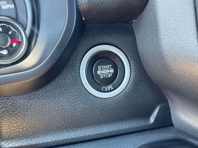 2022 RAM 2500 Tradesman Regular Cab 4x4 8 Box