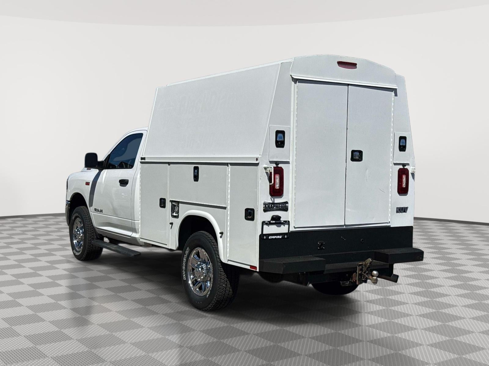 2022 RAM 2500 Tradesman Regular Cab 4x4 8 Box