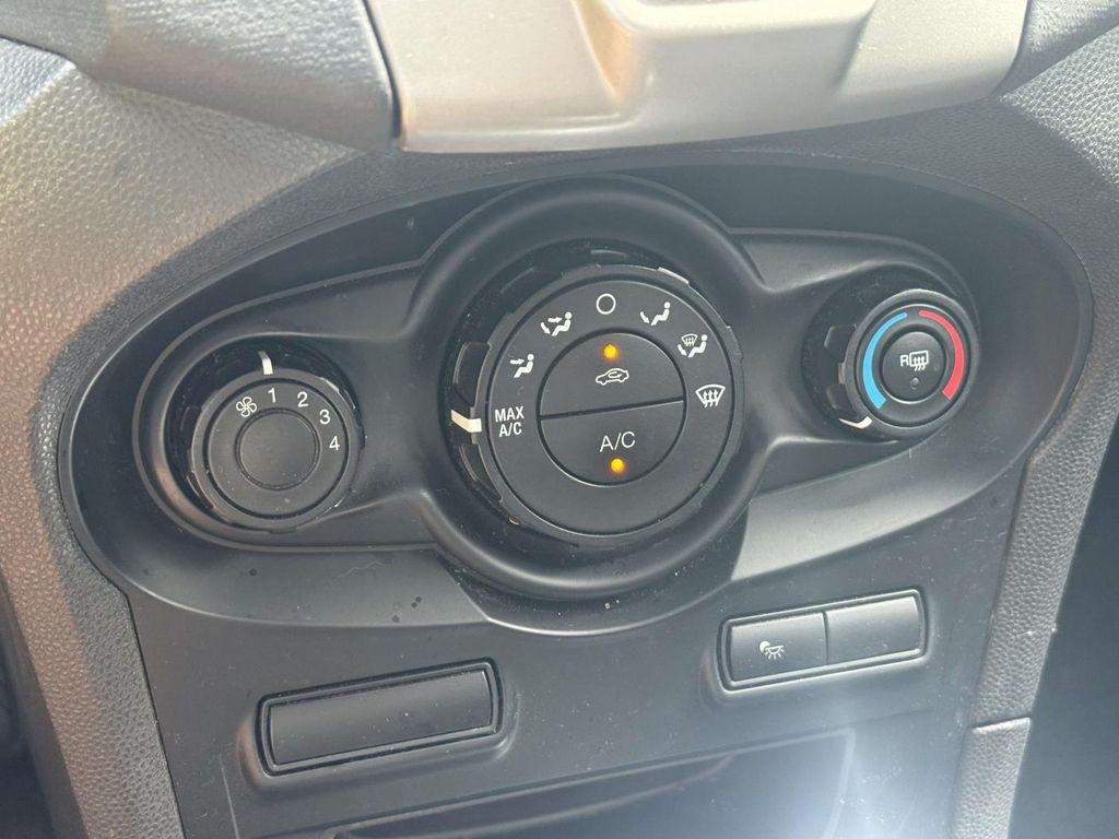 2011 Ford Fiesta SE