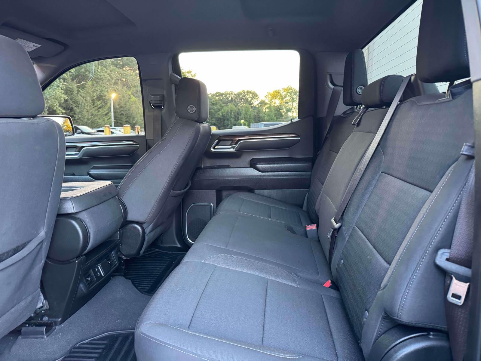 2023 Chevrolet Silverado 1500 4WD Crew Cab Short Bed LT with 2FL