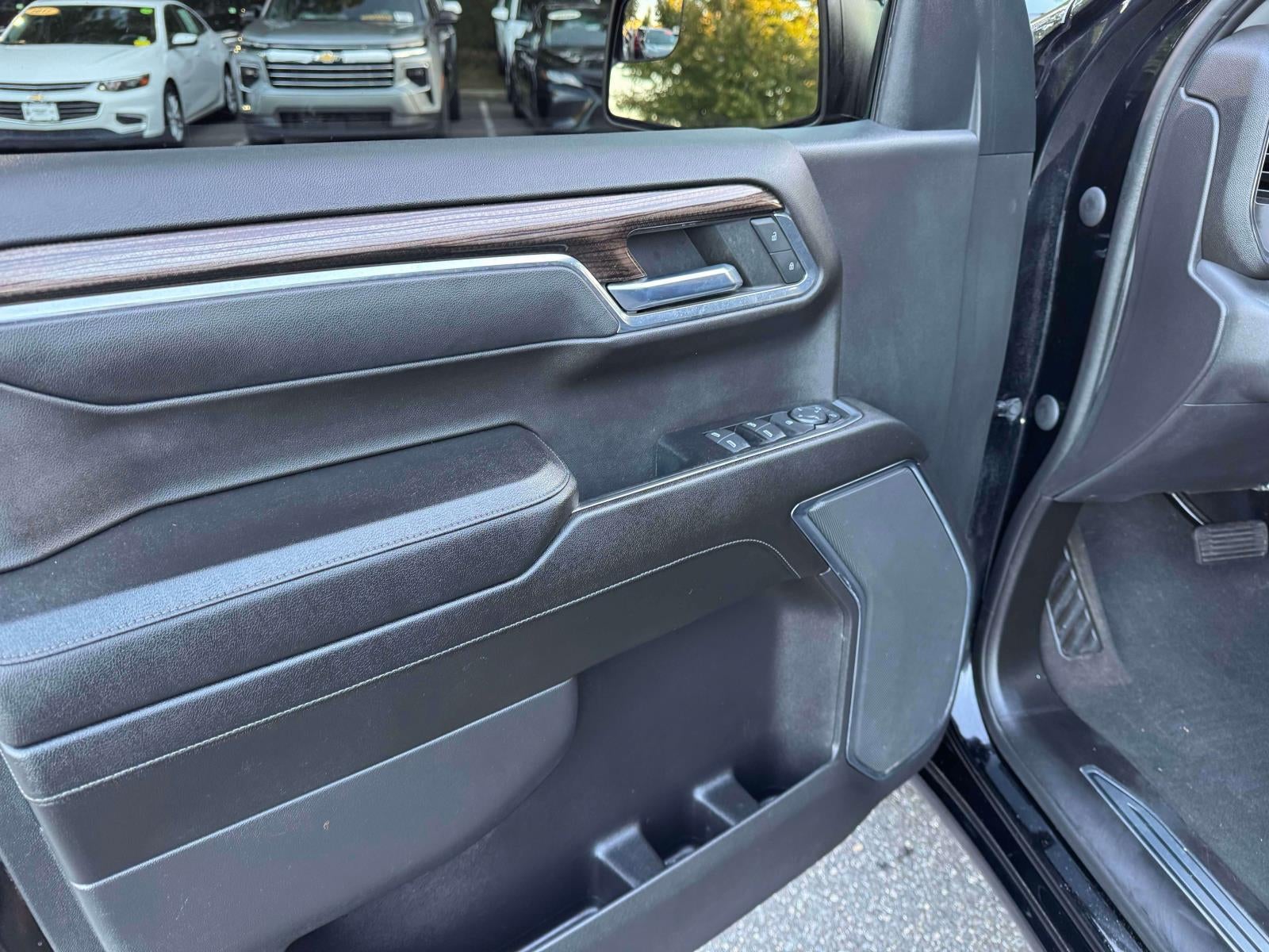 2023 Chevrolet Silverado 1500 4WD Crew Cab Short Bed LT with 2FL