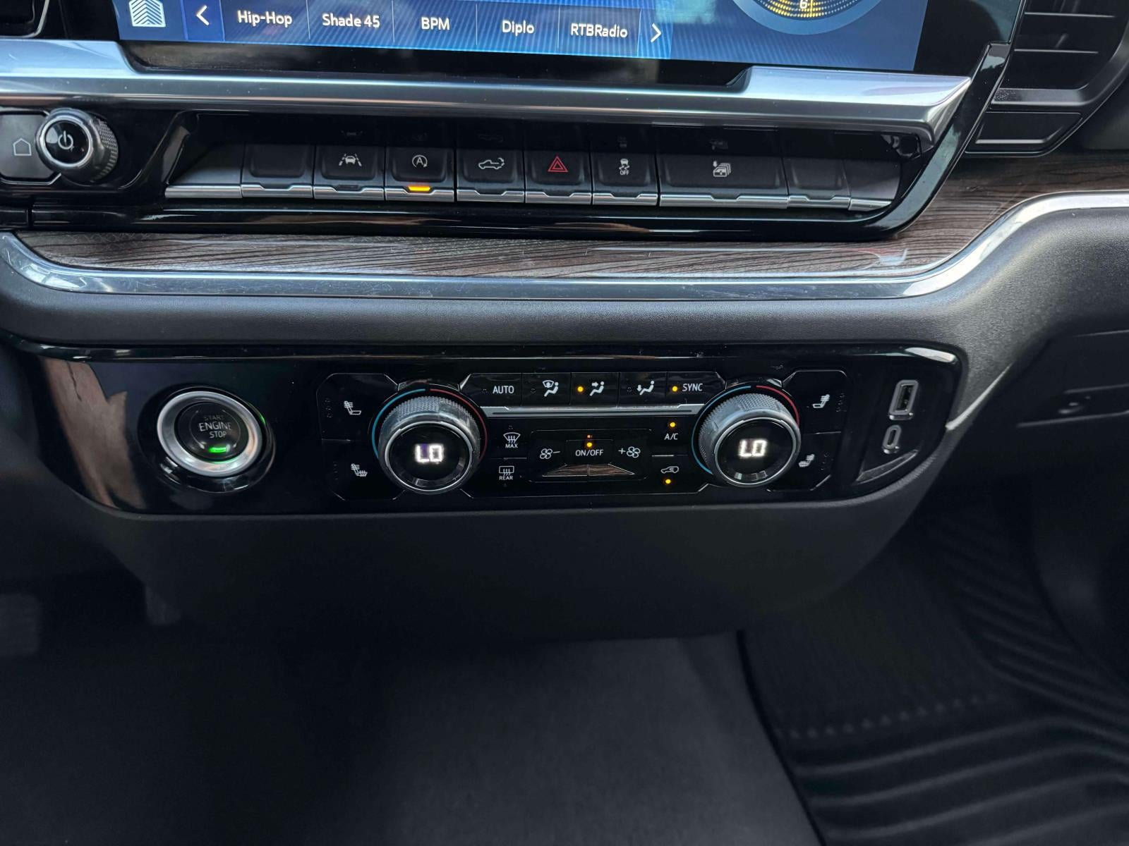 2023 Chevrolet Silverado 1500 4WD Crew Cab Short Bed LT with 2FL