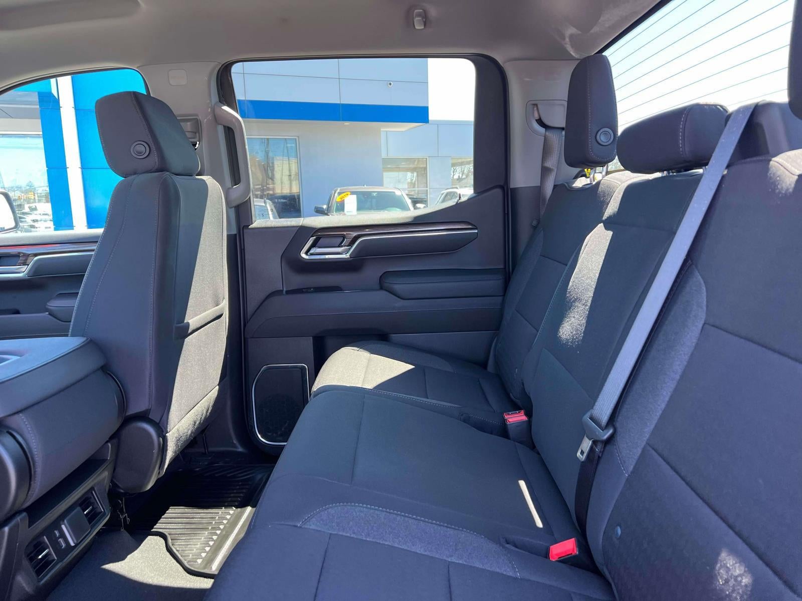 2026 Chevrolet Silverado 1500 4WD Crew Cab Short Bed LT with 2FL