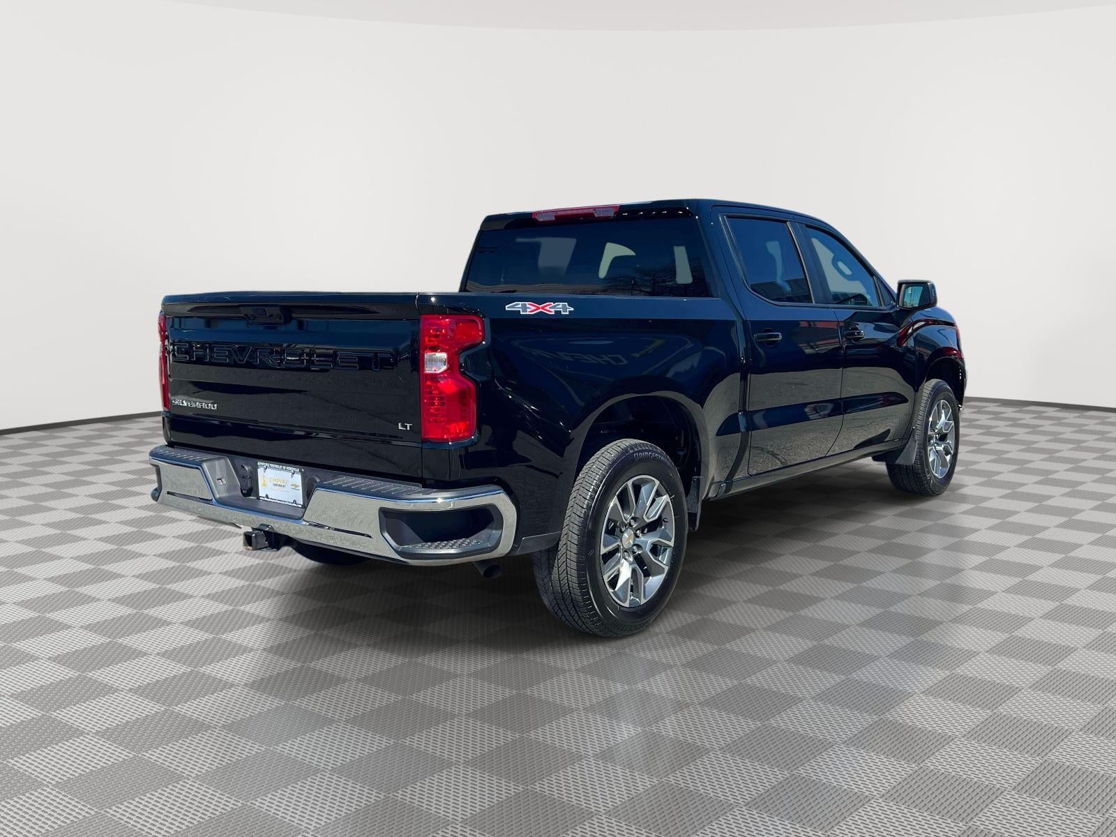 2026 Chevrolet Silverado 1500 4WD Crew Cab Short Bed LT with 2FL