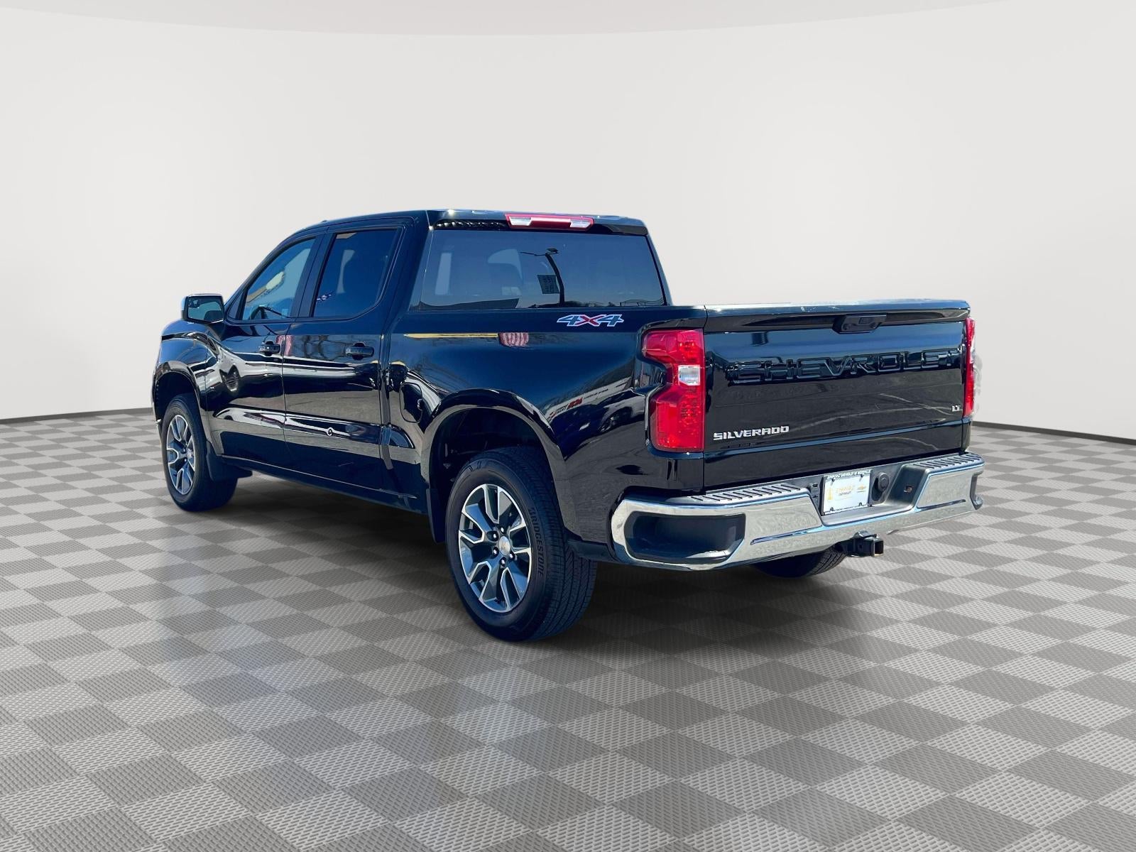 2026 Chevrolet Silverado 1500 4WD Crew Cab Short Bed LT with 2FL