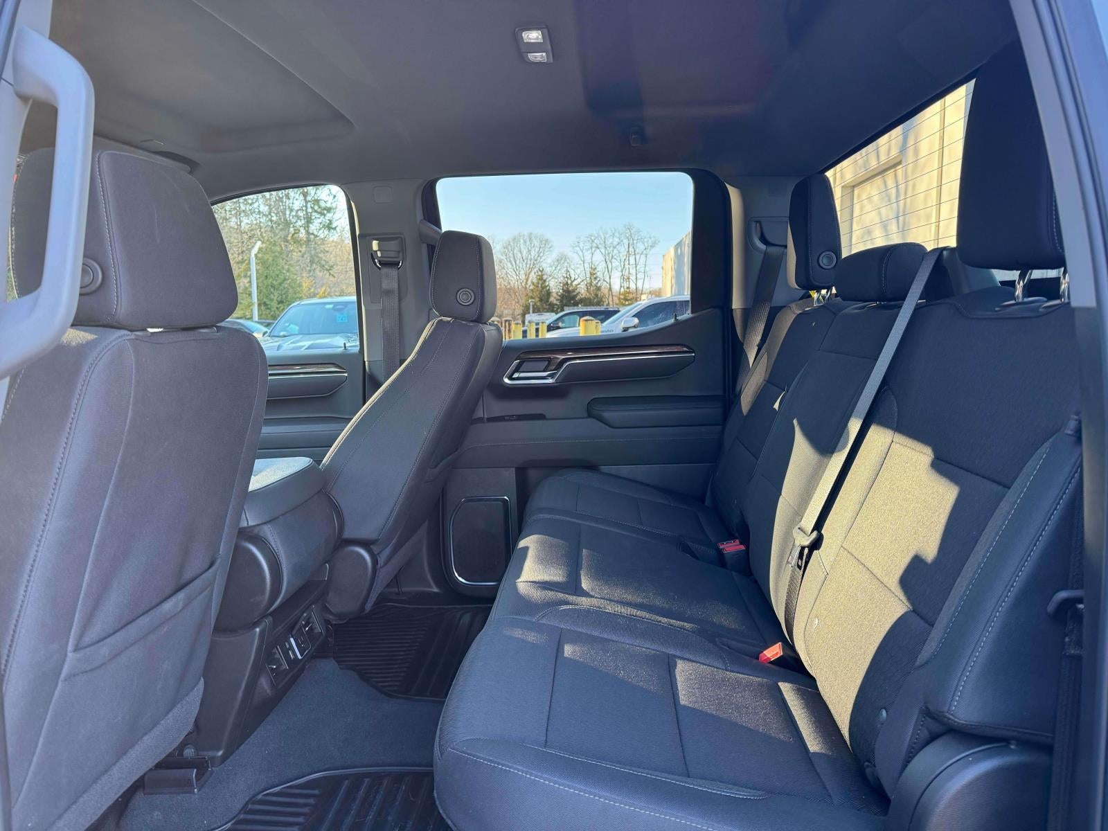 2025 Chevrolet Silverado 1500 4WD Crew Cab Short Bed LT with 2FL