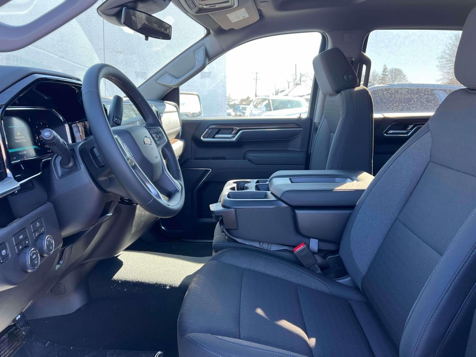 2026 Chevrolet Silverado 1500 4WD Crew Cab Short Bed LT with 2FL