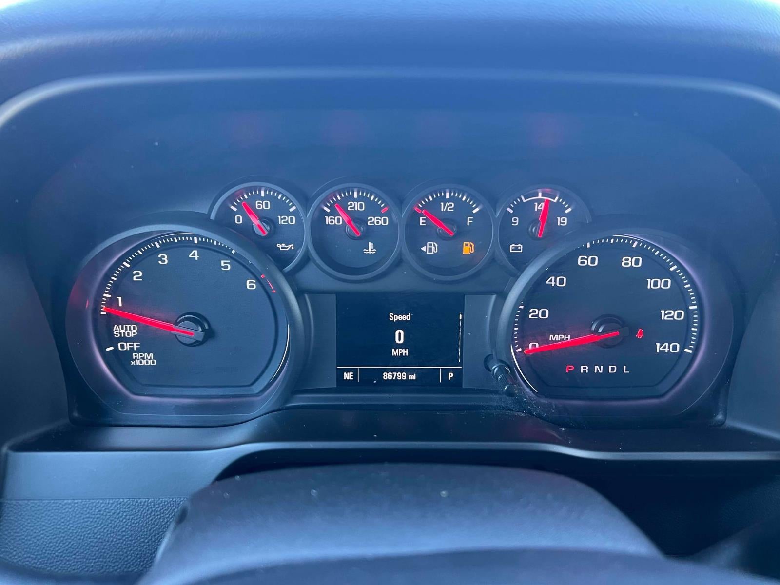 2020 Chevrolet Silverado 1500 2WD Crew Cab Short Bed Custom