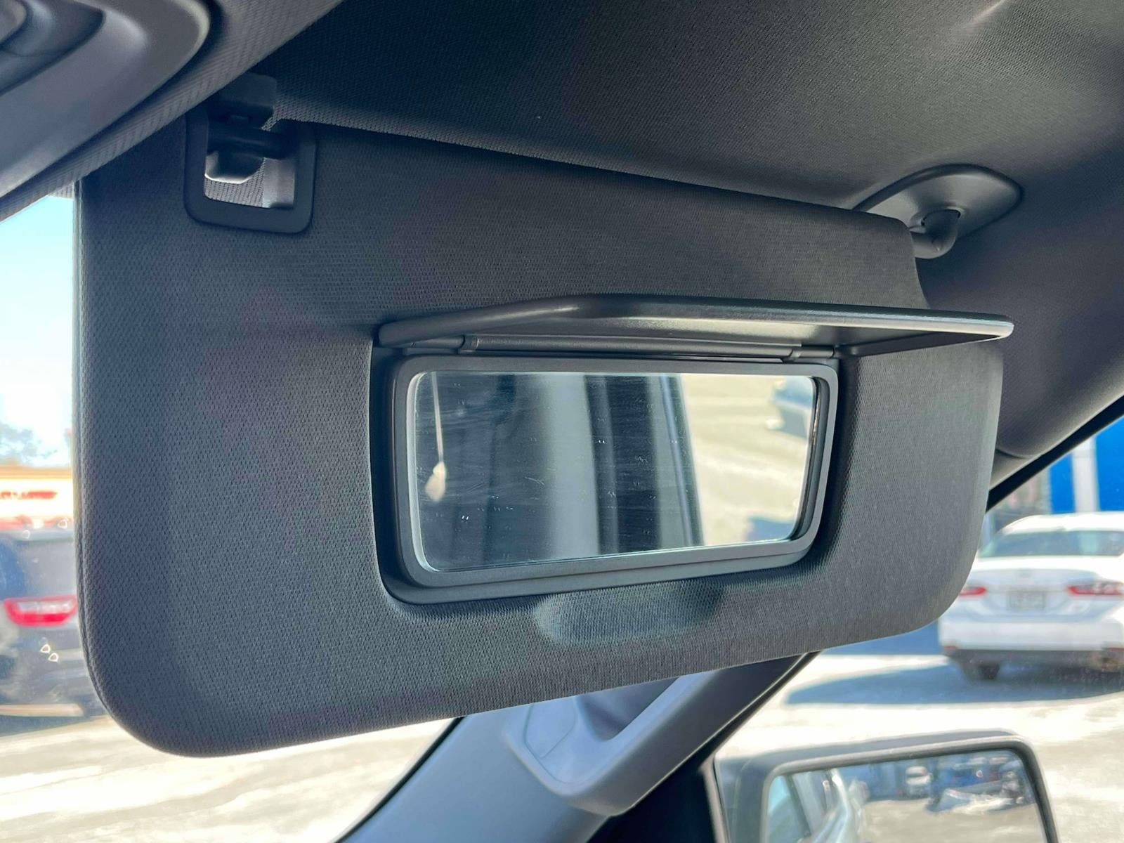 2020 Chevrolet Silverado 1500 2WD Crew Cab Short Bed Custom