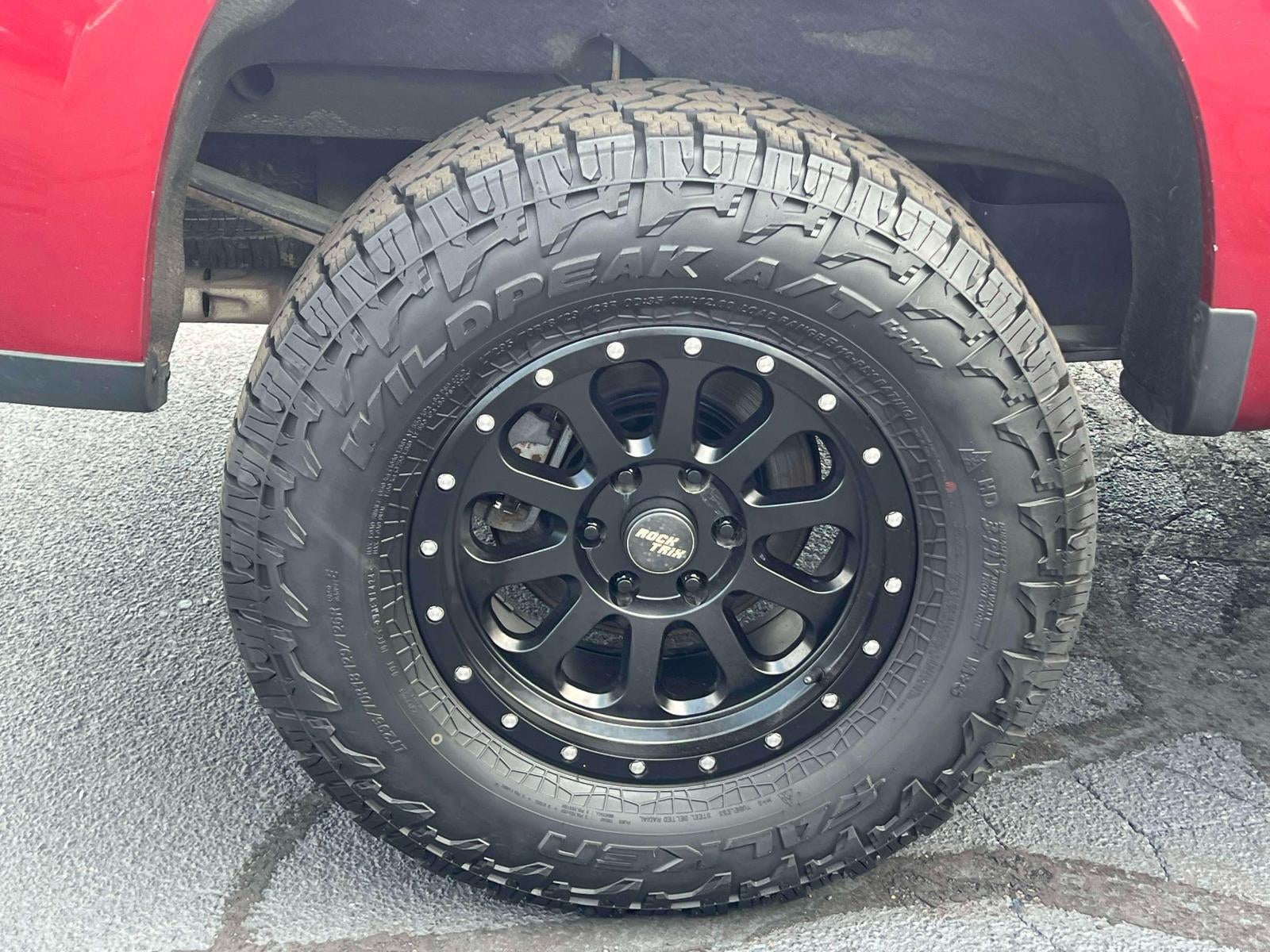 2023 Chevrolet Silverado 1500 4WD Crew Cab Standard Bed LT Trail Boss
