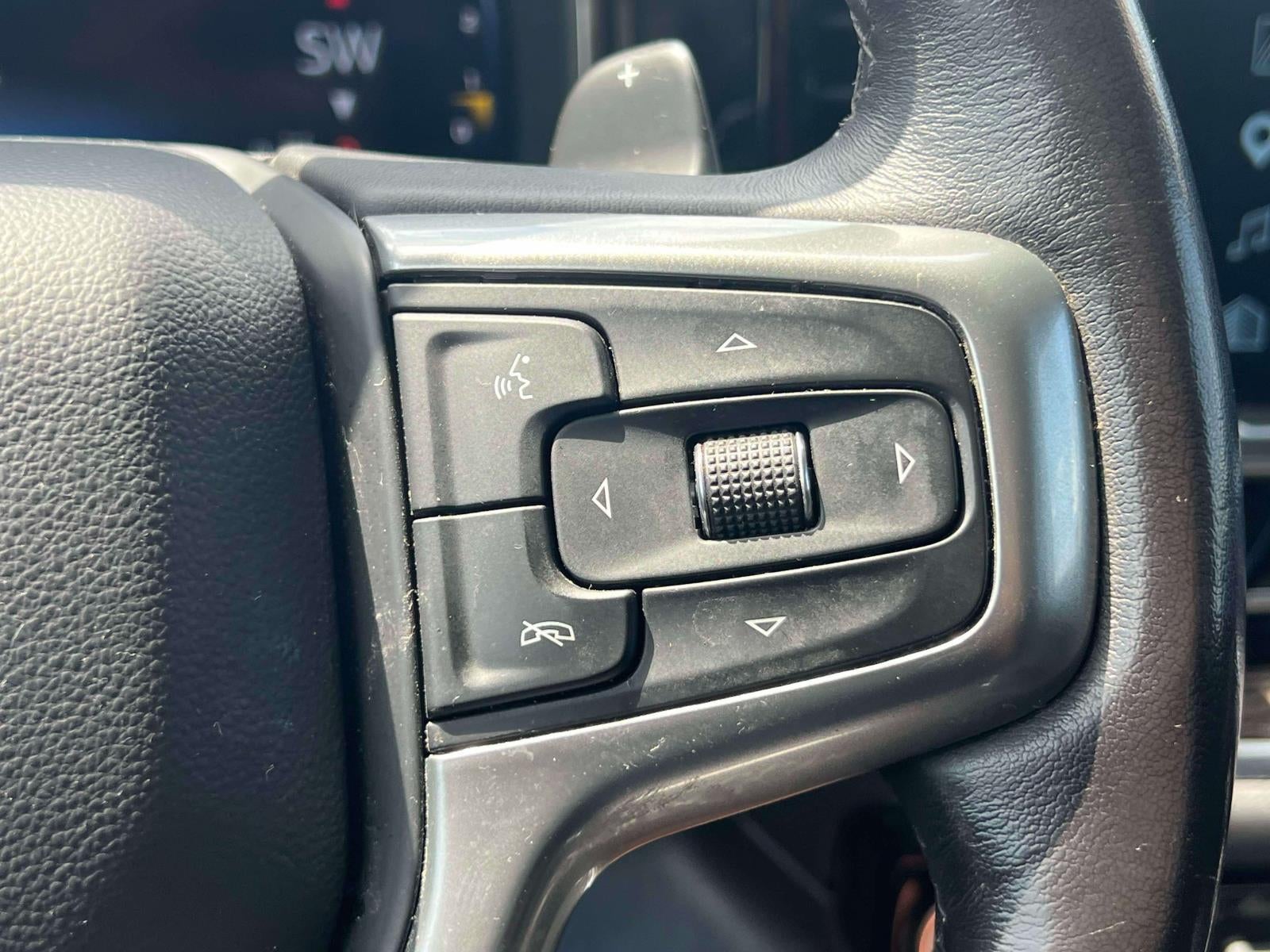 2023 Chevrolet Silverado 1500 4WD Crew Cab Standard Bed LT Trail Boss