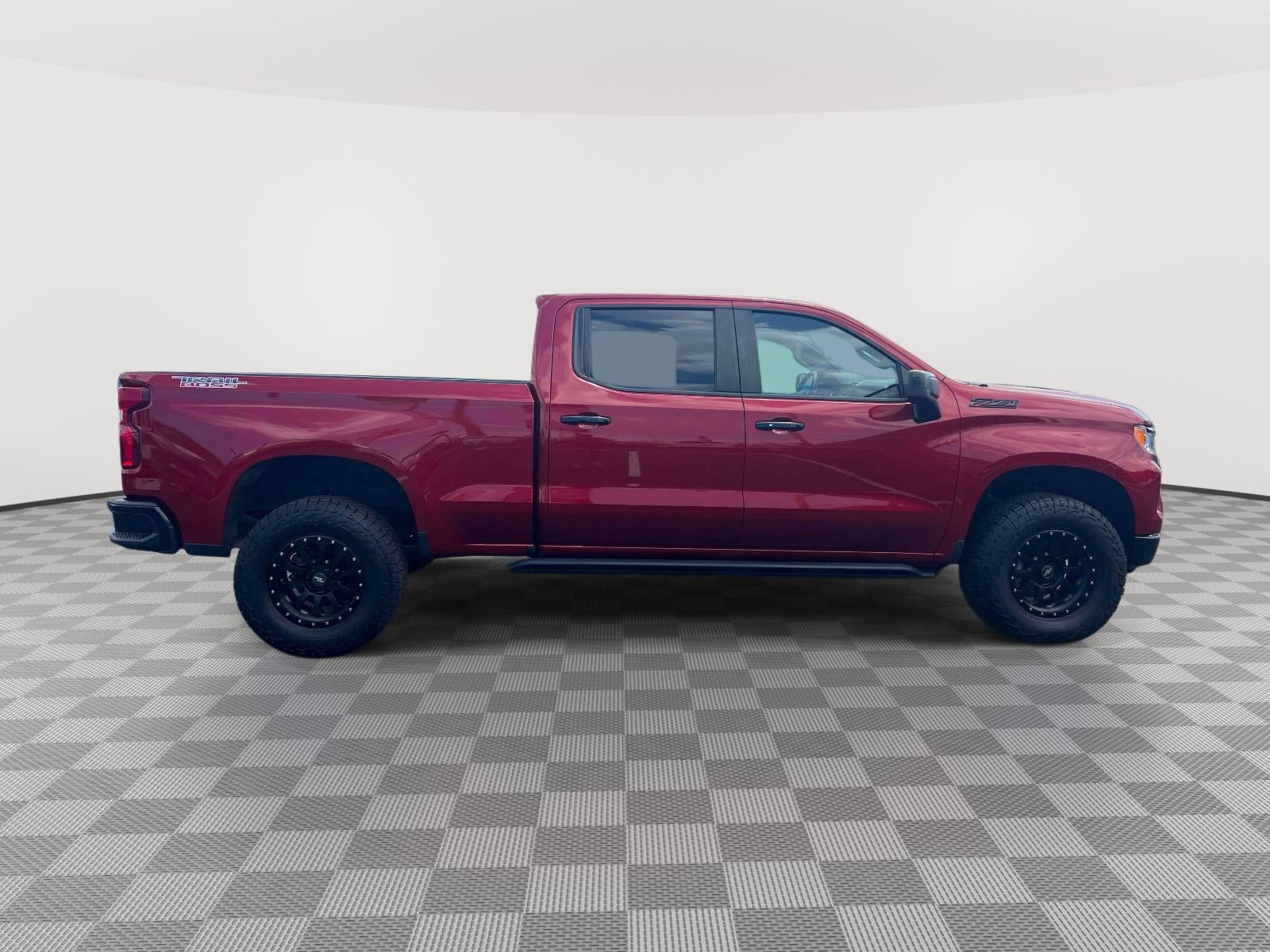 2023 Chevrolet Silverado 1500 4WD Crew Cab Standard Bed LT Trail Boss