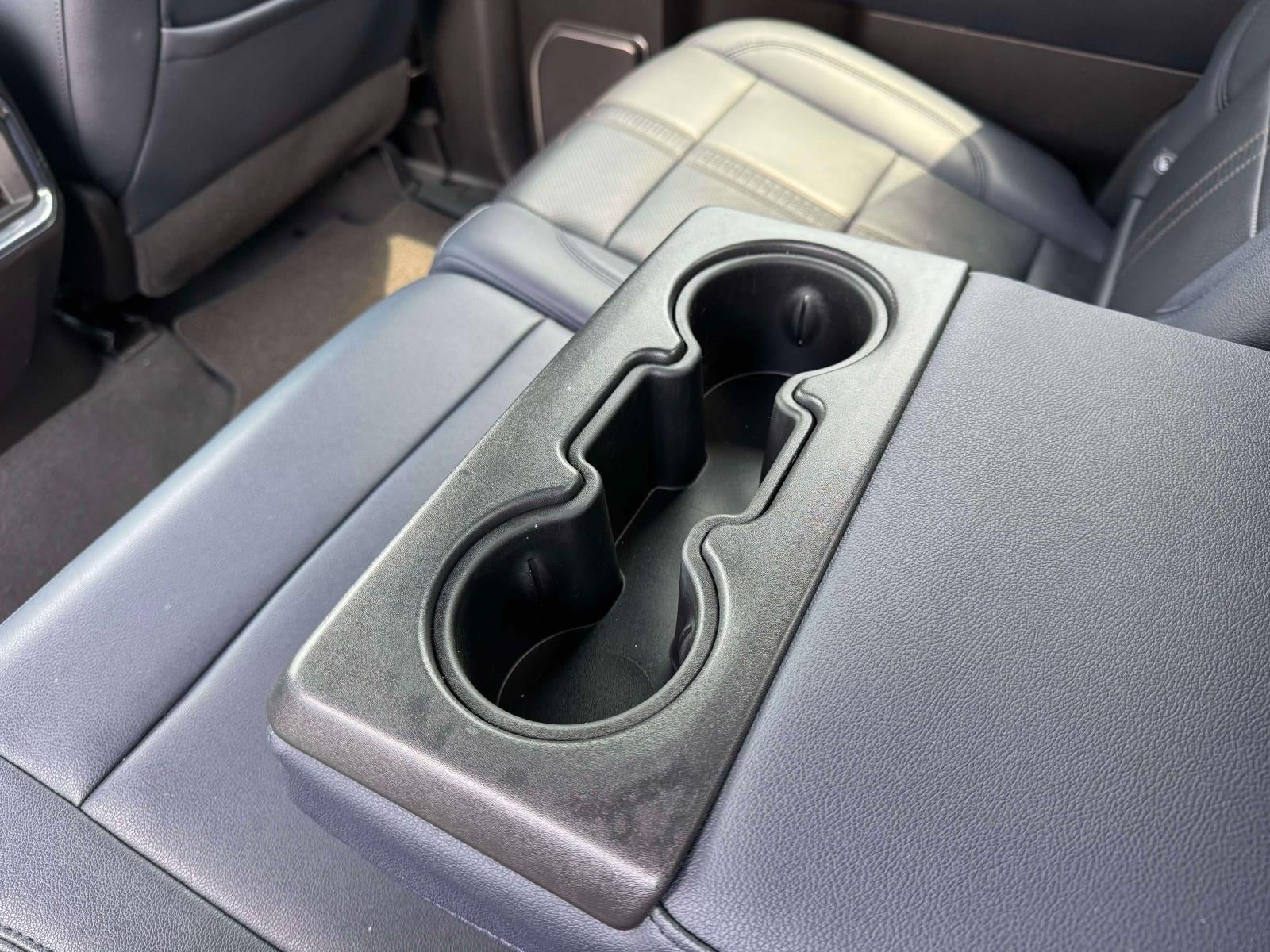 2022 Chevrolet Silverado 1500 4WD Crew Cab Short Bed High Country
