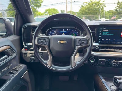 2022 Chevrolet Silverado 1500 4WD Crew Cab Short Bed High Country