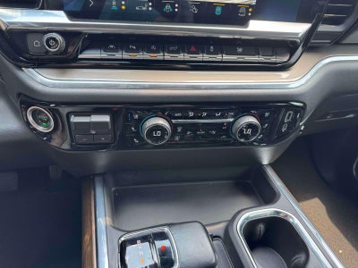 2022 Chevrolet Silverado 1500 4WD Crew Cab Short Bed High Country