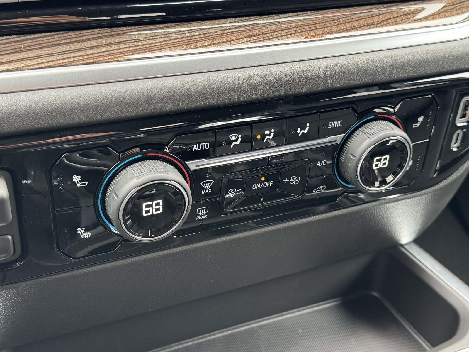 2026 Chevrolet Silverado 1500 4WD Crew Cab Short Bed RST