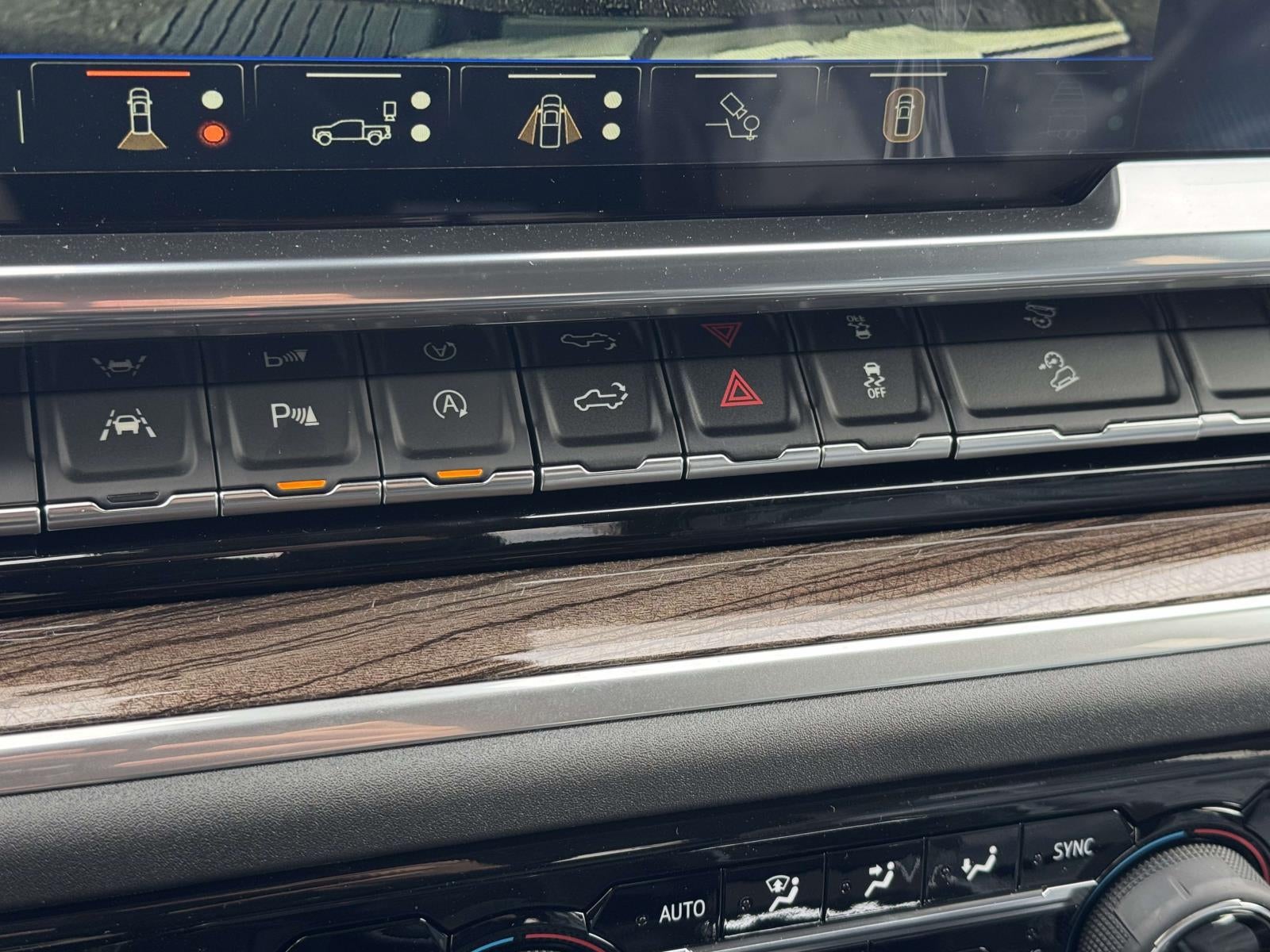 2026 Chevrolet Silverado 1500 4WD Crew Cab Short Bed LT Trail Boss