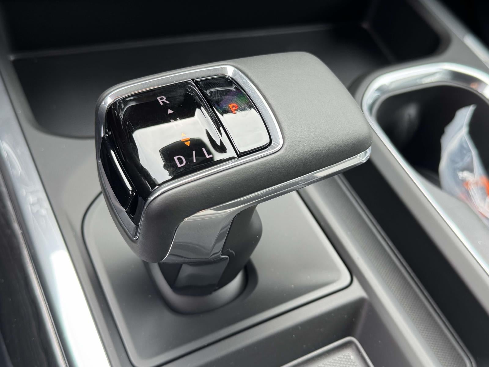 2026 Chevrolet Silverado 1500 4WD Crew Cab Short Bed LTZ