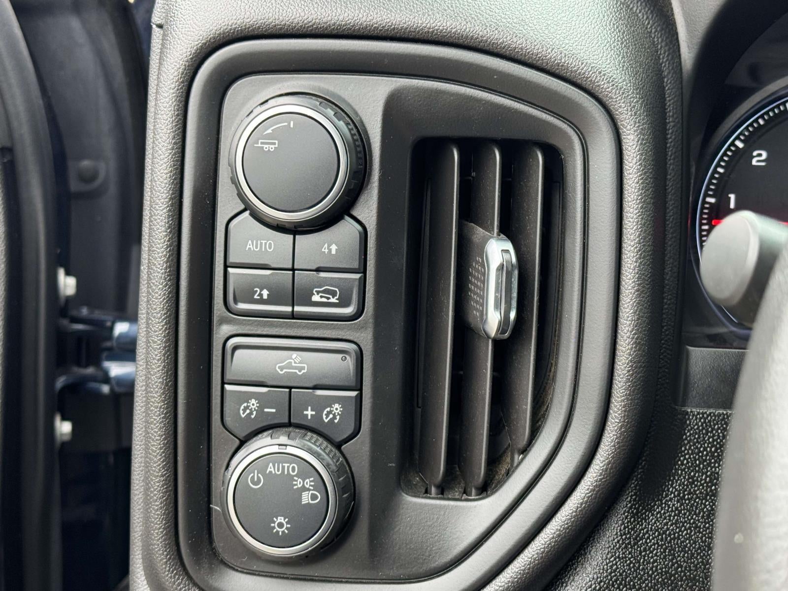 2021 Chevrolet Silverado 1500 4WD Crew Cab Short Bed WT