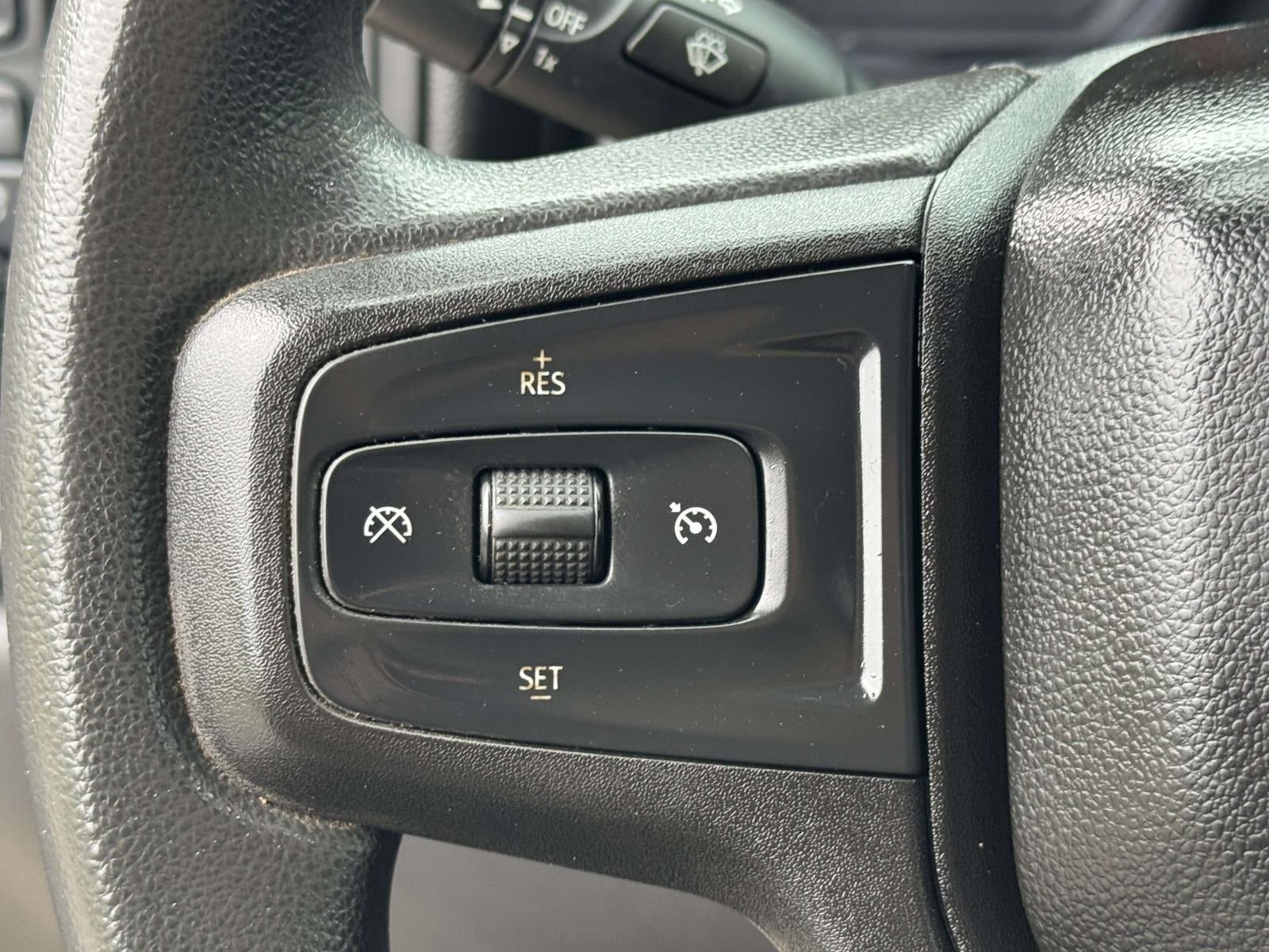 2021 Chevrolet Silverado 1500 4WD Crew Cab Short Bed WT