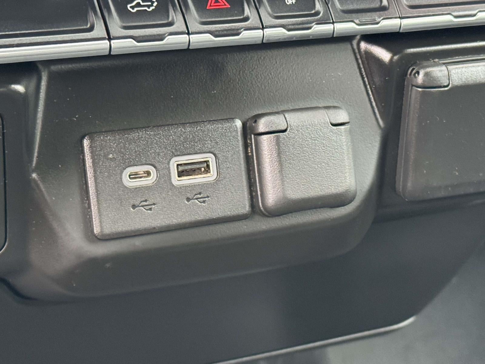2021 Chevrolet Silverado 1500 4WD Crew Cab Short Bed WT