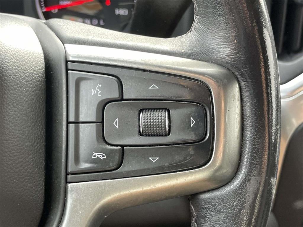 2022 Chevrolet Silverado 1500 LTD 4WD Crew Cab Short Bed LT