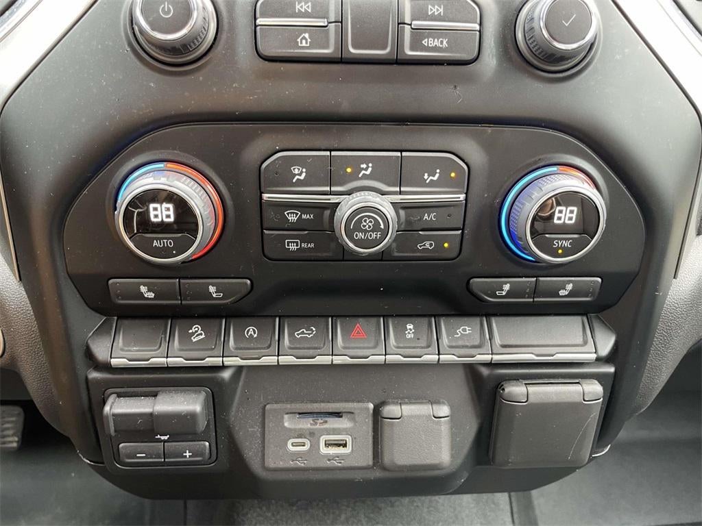 2022 Chevrolet Silverado 1500 LTD 4WD Crew Cab Short Bed LT