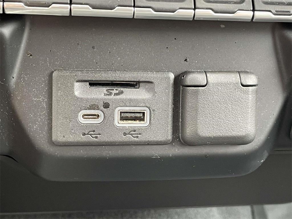 2022 Chevrolet Silverado 1500 LTD 4WD Crew Cab Short Bed LT