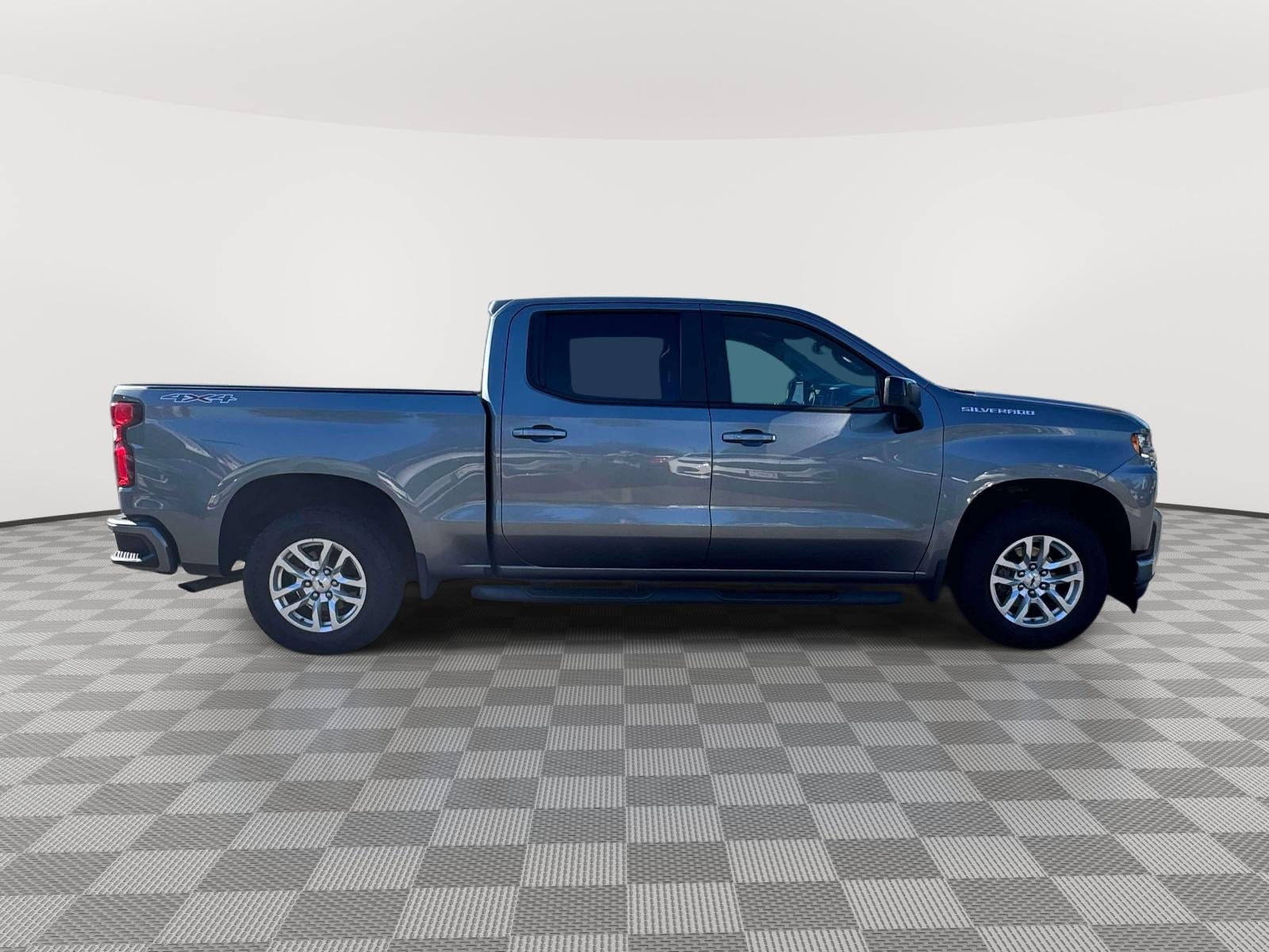 2021 Chevrolet Silverado 1500 4WD Crew Cab Short Bed RST